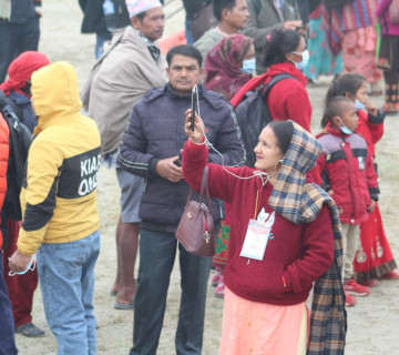 स्वचालित भ्वाइसमार्फत मत माग्दै आकांक्षी, प्रतिनिधिहरू भन्छन्- जबज मानेपछि निर्वाचनमा जान के डर ?